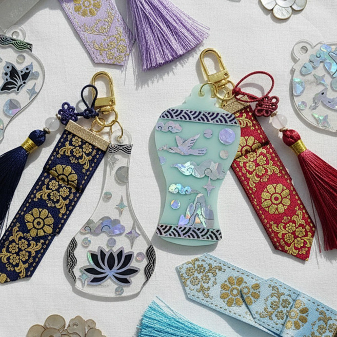 자개공예 DIY 전통 자개느낌 스티커 도자기 모양 댕기 키링 만들기 키트 / 외국인선물 한국기념품 자개공방 악세서리 가방고리, 청화 백자_십장생01