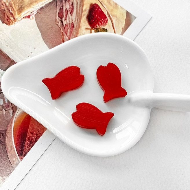 헤세드 (10p) 컬러 나무 물고기 우드비즈 (3색상), 10개, 레드