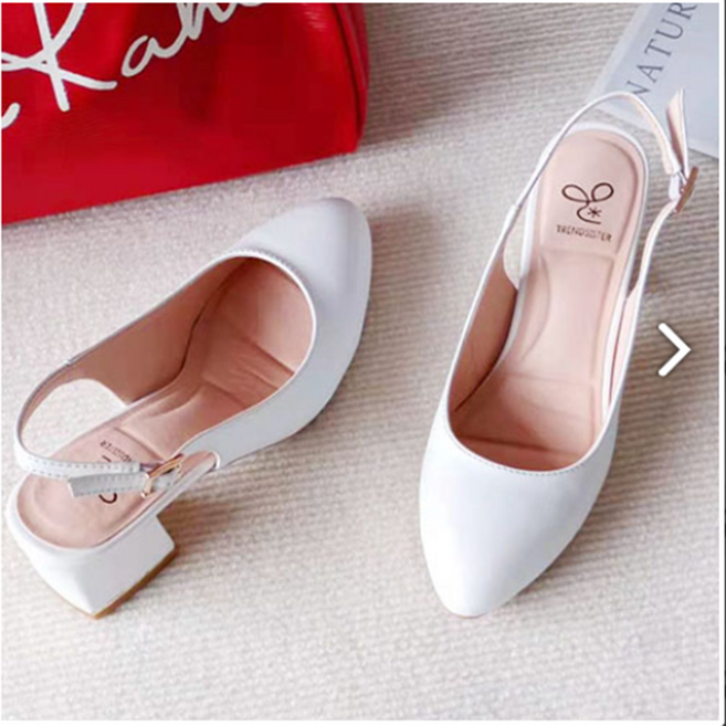 여성화 소가죽 슬링백