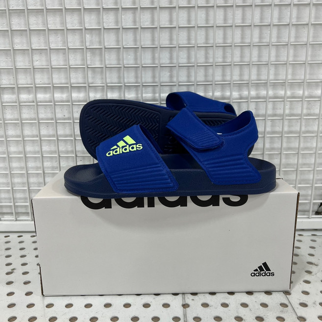 아디다스 아딜렛 샌들 K ID2626