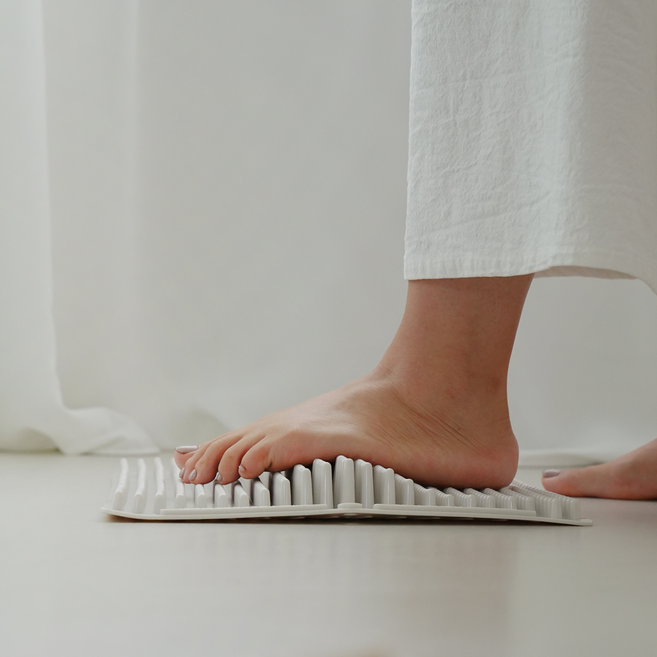 베러메디 발 지압판 지압매트 pvc, 그레이, 1개