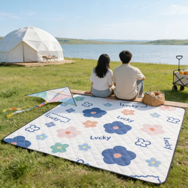 대형 피크닉매트 200x200 방수 야외 캠핑 돗자리 접이식 휴대용 (4~8인용), lucky