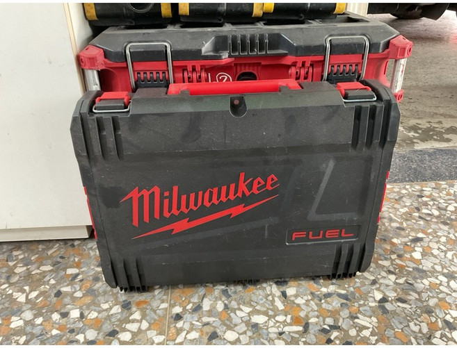 Milwaukee 米沃奇 工具箱, 1個
