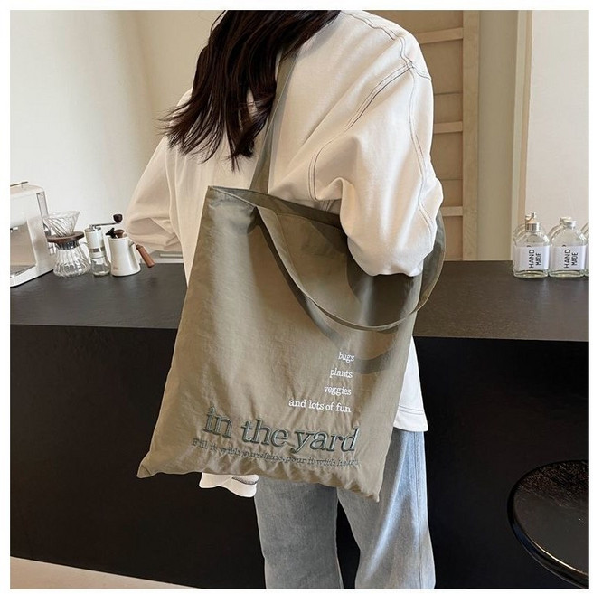 햇빛에이치 심플 디자인 방수 영문자수 데일리 여성 에코백 숄더백