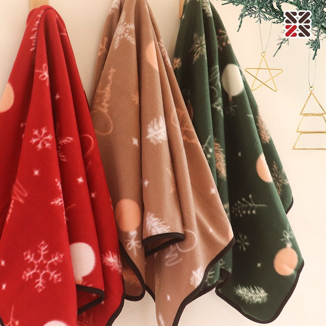 포근한 사무실필수템 겨울선물 차박담요 판촉물제작공장 판촉물기념품 보온아이템 성탄패턴담요