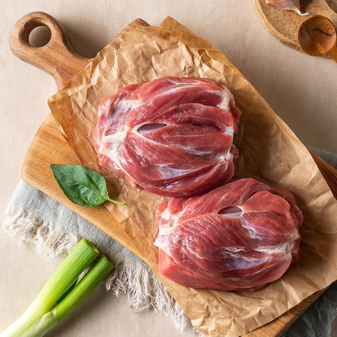 한돈 사태 300g 냉장 불고기 국거리 카레 짜장 흙향돈한우, 1개