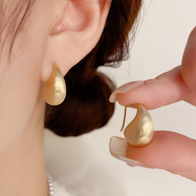 여성용 메탈 텍스처 물방울 귀걸이 14K 금도금