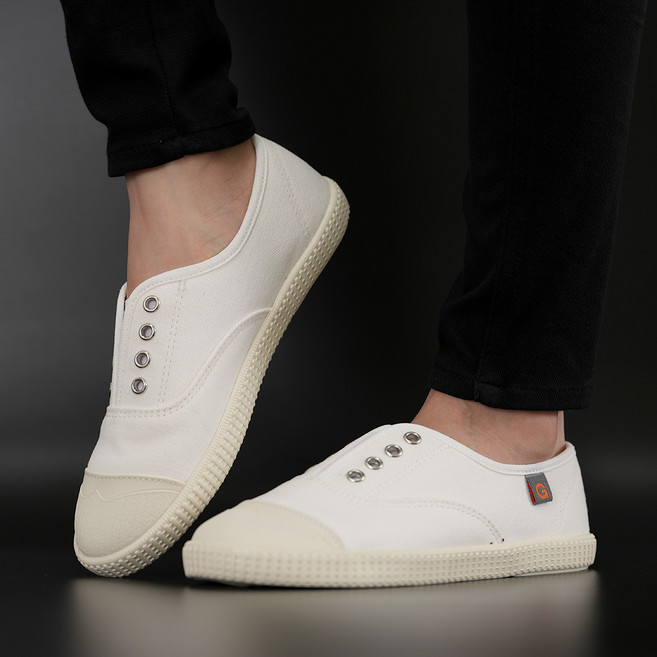 국산 캔버스 밴딩 슬립온 스니커즈 발편한 여성 끈 없는 베이직 로우 단화 가벼운 데일리 신발