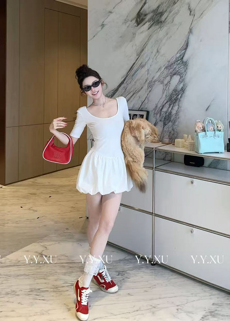 簡約氣質修身顯瘦短款連衣裙