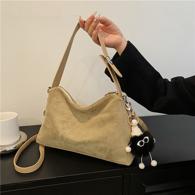 리치모리 스웨이드 라운지백