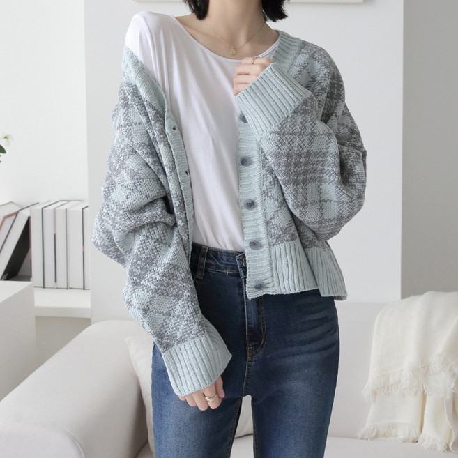 제니트 여성 루즈 여리 오버핏 체형커버 데일리 니트 가디건 긴팔 브이넥 쟈가드