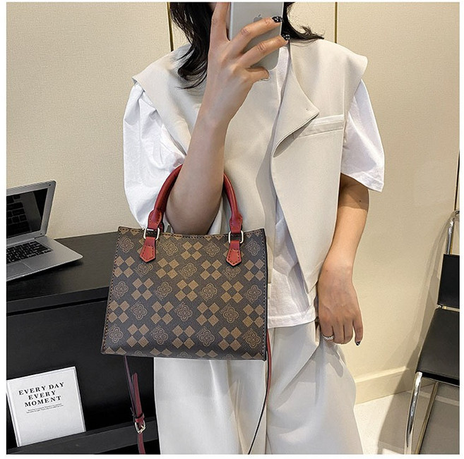 수지네작업실 체크토트백 가죽가방DIY 국내 배송 만들기 직접 만드는 공예 만들기 패키지, 1개, 체크토트백 무늬레드