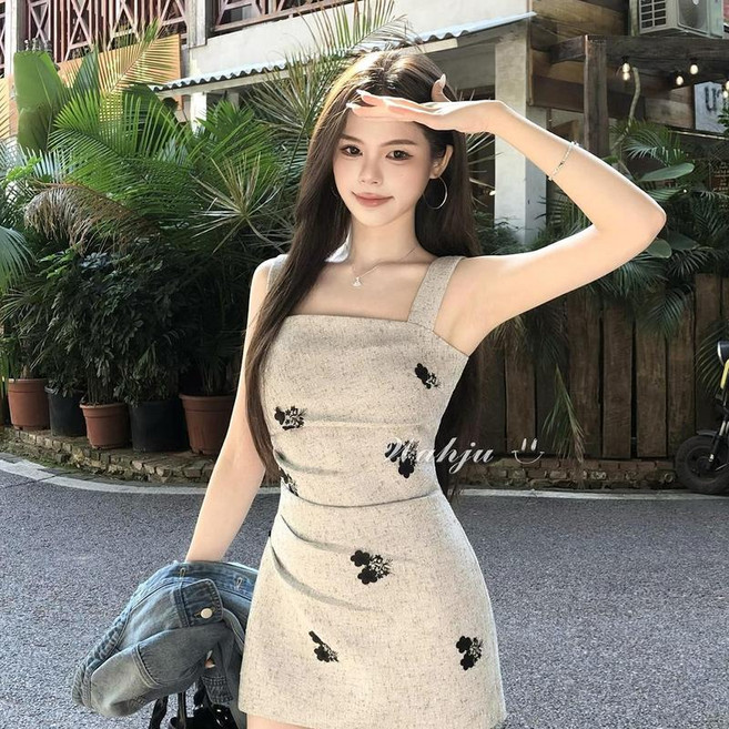 法式復古吊帶連衣裙女夏季方領掐腰短裙, 圖片色