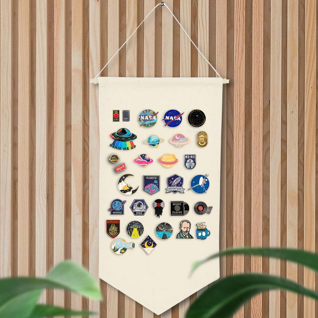 에이모노 뱃지플래그 핀 뱃지 보관 프레임, 캔버스 삼각 플래그 L [아이보리], 1개