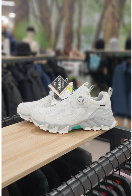 NC)트렉스타 코브라 980 고어텍스 트레킹화 (2024년 신상품) 코브라 시리즈의 대표상품으로 트레킹 경등산 가능한 방수 트레킹화 (사은양말 증정)