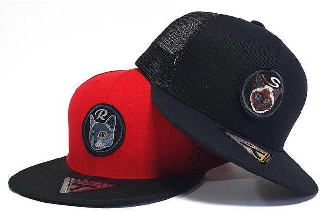 니코촉촉 NICO101 메쉬 스냅백 블랙레드 강아지 고양이 캐릭터 모자