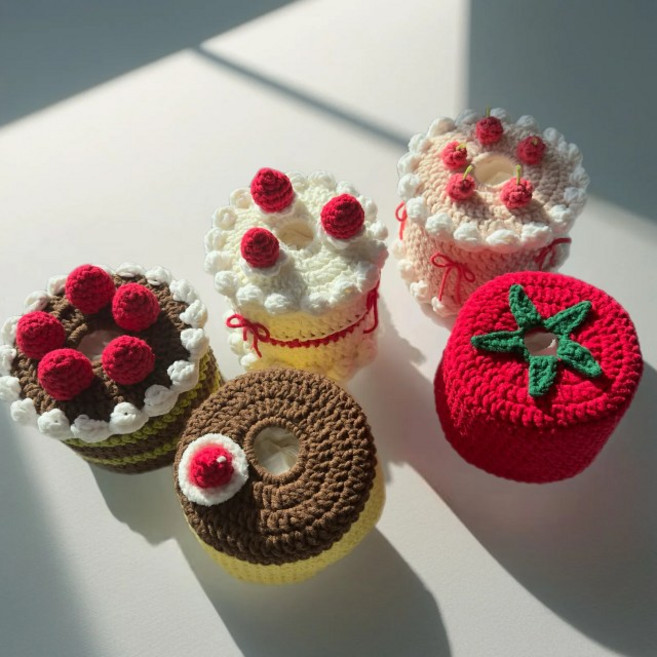 핸드메이드 뜨개 케이크 휴지 케이스 인테리어 오브제 선물 티슈커버, 1개, 딸기콤포트