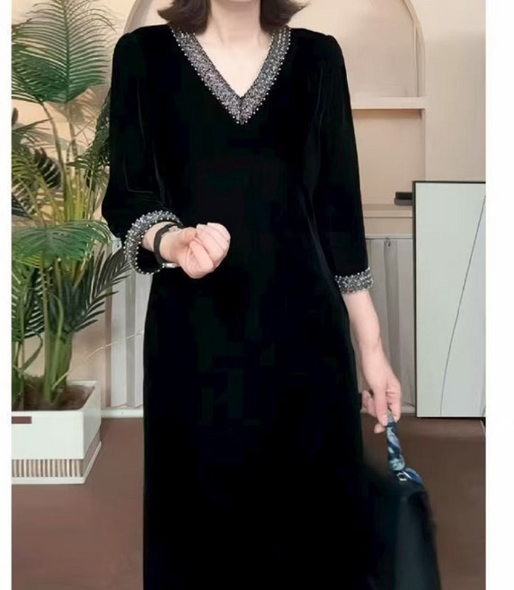 해피유통여성 가을겨울 긴팔 벨벳 원피스 V넥 보석 장식 디자인K03
