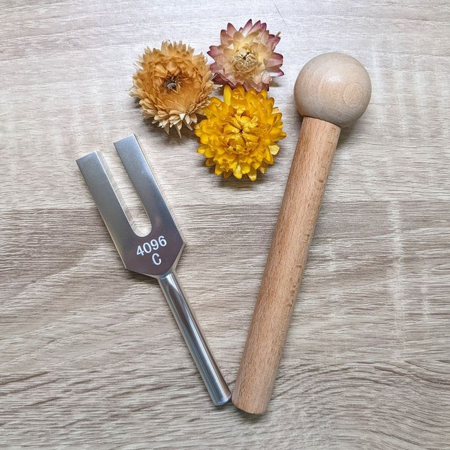 聖哲曼 音叉木錘, 1個