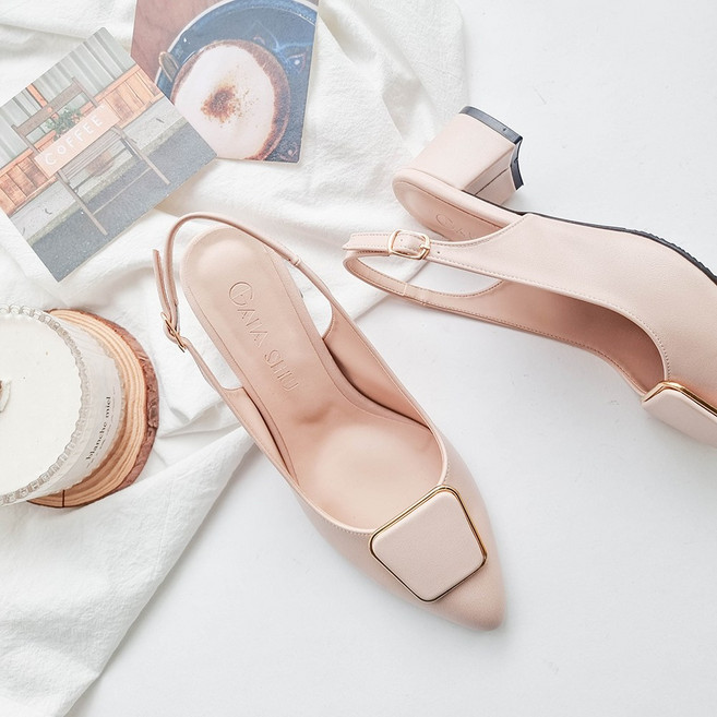 국내제작 발편한 빅사이즈 골드테 스퀘어 장식 슬링백 힐 5cm 여성 구두