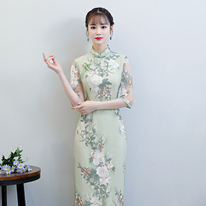 綠色蕾絲繡花改良式修身七分袖開衩長旗袍禮服, 單色