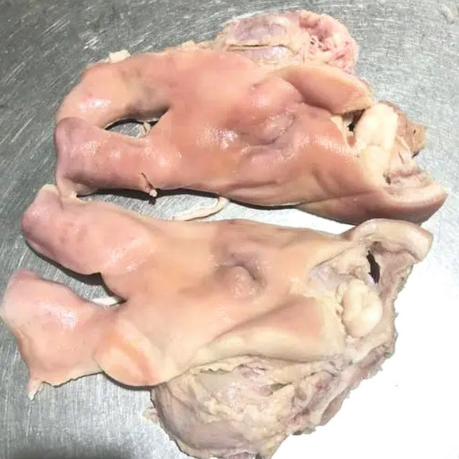 (배터짐) 한돈 삶은 돼지머리 한마리분 순대국 돼지국밥 (일요일&당일발송), 3kg, 1개, 삶은 돼지머리 한마리분 내외