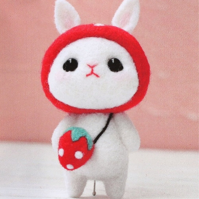 키알리 DIY 양모 펠트 인형 만들기 키트 니들 펠트 아기 애착인형 만들기 취미 공예 (딸기토끼/복숭아/호박), 1개