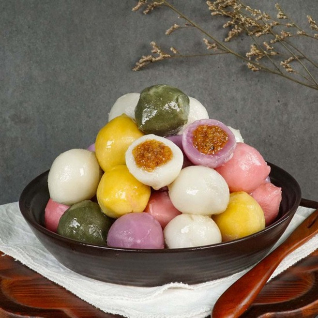 달콤 쫀득한 오색송편 깨송편 1kg 2kg, 02. 오색송편 2kg(1kgx2개), 1개