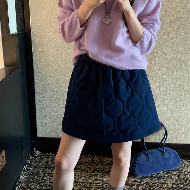 겨울 여성 패딩스커트 퀼팅 하프 A라인 숏 스커트 슬림핏 심플 패딩치마 XINNIX