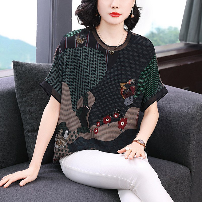 티티웍스 중년여성 빅사이즈 라운드넥 큐빅 프린트 쉬폰 나그랑 반팔 블라우스 티셔츠 가오리핏