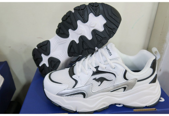 KangaROOS DAZZLE 5.0 老爹鞋