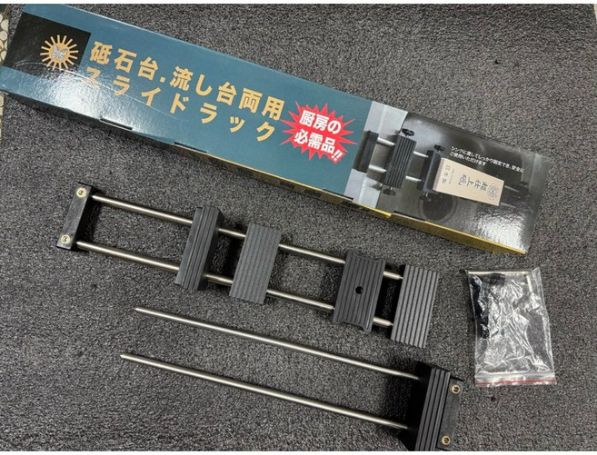 工具家達人 朝日蝶 二代 流理臺 砥石座 磨刀架 砥石台 防滑磨刀架 磨石架 砥石架 固定座 不鏽鋼, 1個, 二代目流理台砥石座（超商取貨無包裝）