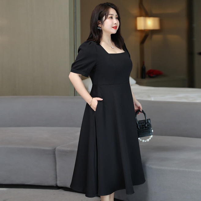 大尺碼赫本風方領收腰顯瘦氣質百褶女神洋裝