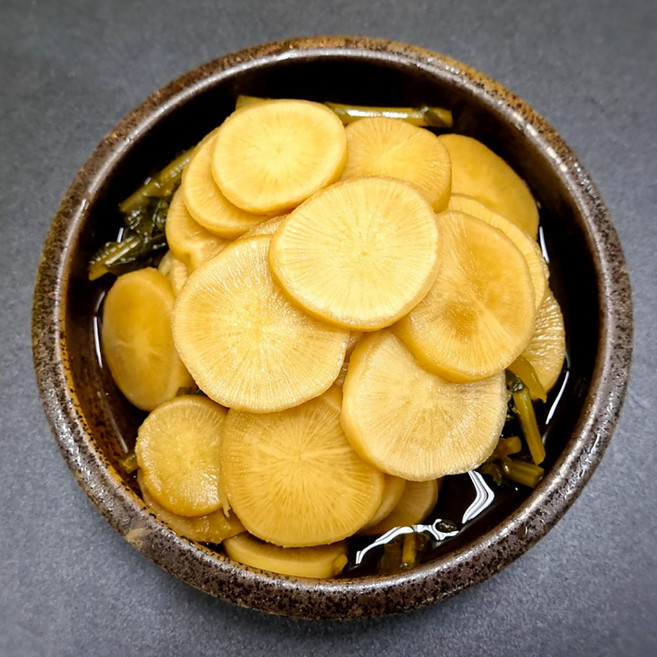 [밥앤찬] 맛있는 알타리무 장아찌 새콤한 별미반찬, 1개, 500g