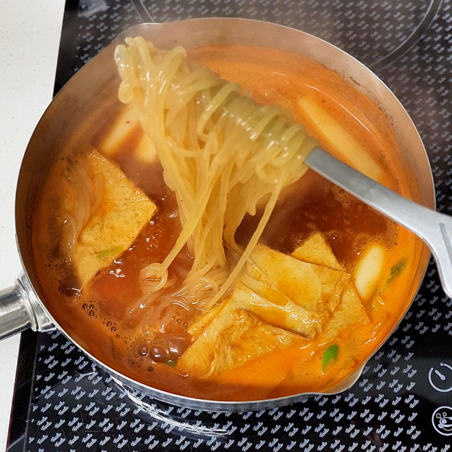 오옛떡 오빠네 쫄볶이 세트 구성품 떡2인분 어묵3장 소스140g2개 쫄면200g 떡5알, 1.106kg, 1개