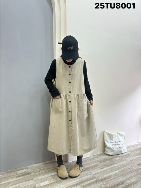 日系工業風 純棉吊帶洋裝 適合S—M, 黑