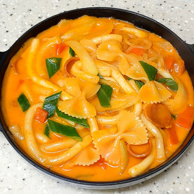 로제떡볶이 2개 + 튀김세트 2개