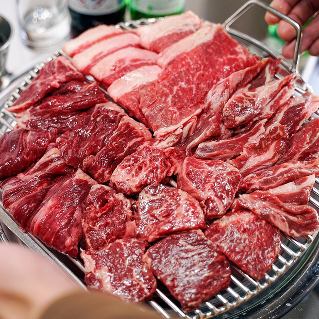 [맛춤상회] 가성비 소고기모둠 1kg (갈비살+살치살+토시살+안창살+우삼겹) 각 200g 소분포장 (완벽 지방손질), 800g
