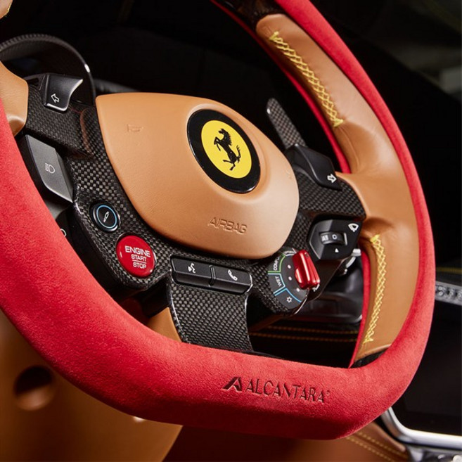 본투로드 알칸타라 핸들커버 원형 레드, 엣지3라인, 스웨덴