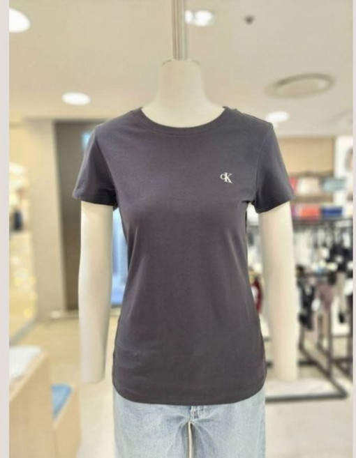 캘빈클라인 진 여성 CK 스몰 로고 슬림핏 반팔 티셔츠47AB804-UB1 VJI876 XKG850