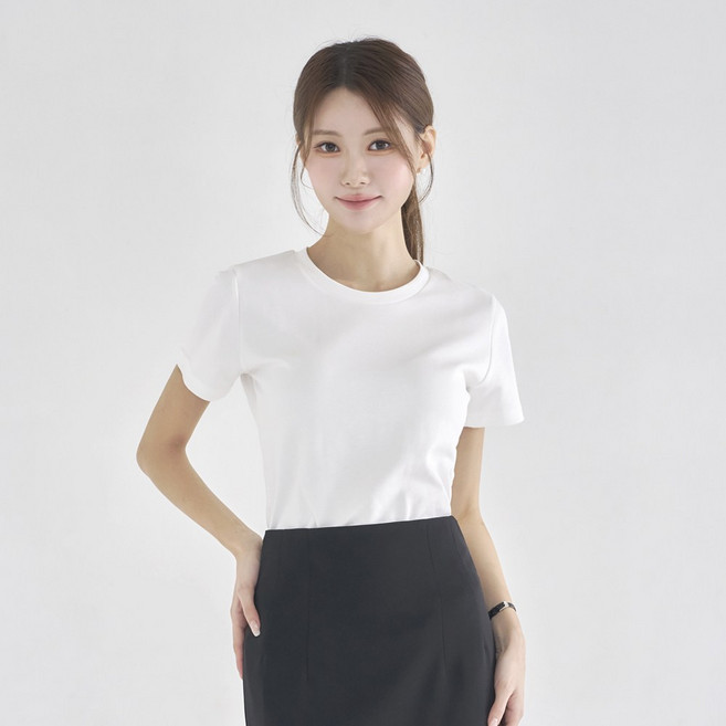 더웨이나인 여성 라운드넥 반팔 티셔츠 흰색 이너 면접복 항공과 크루넥