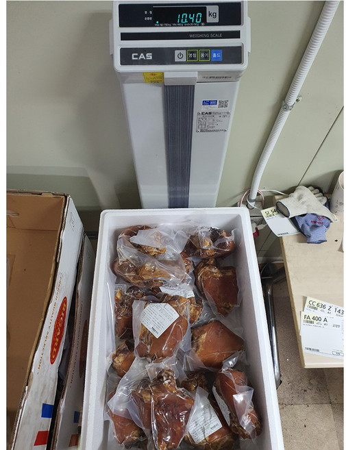 정성담은푸드 업소용 대용량 돈학(통족발) 750(g)내외 1박스 10kg, 20kg