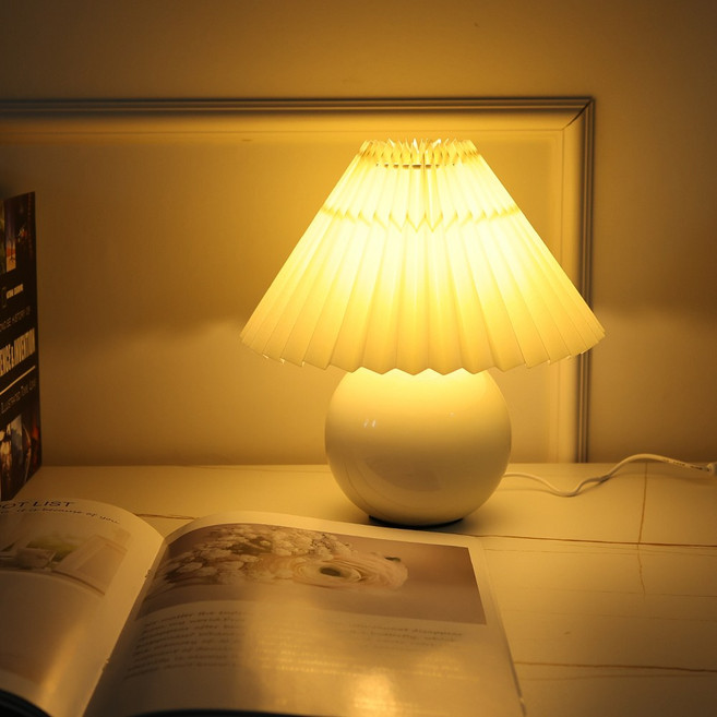 HK.SELL 6단계 밝기 조절 엔틱 빈티지 플리츠 도자기 무드등, 크림