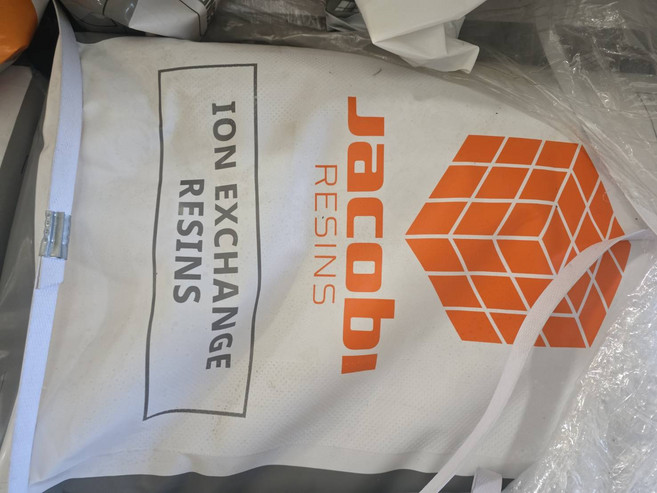 JACOBI 離子交換樹脂, 金黃色, 500個