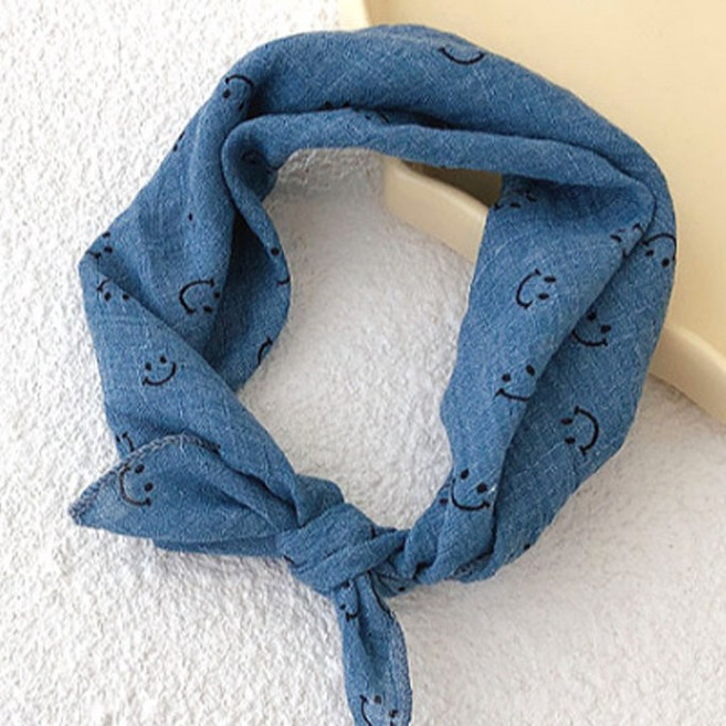 1+1 유아 아동 쁘띠스카프 빕 간절기 어린이 미니손수건 JUN팩토리 어린이집 답례품 유치원 행사품 생일선물, 1개, 스마일-블루2P