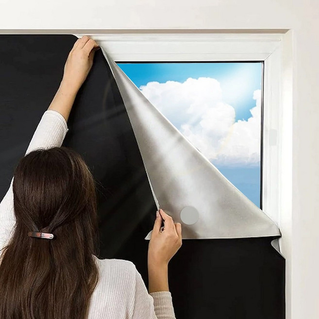 잘라서 붙이는 벨크로 암막시트지 창문 유리창 단열 사생활보호