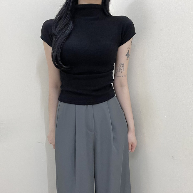 바나나2 국내제작 페미닌 반목폴라 고급진 티셔츠 4color