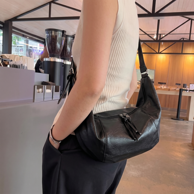 Novah 캐주얼 가죽 반달 가방 여성 크로와상백 초경량 실용 편리