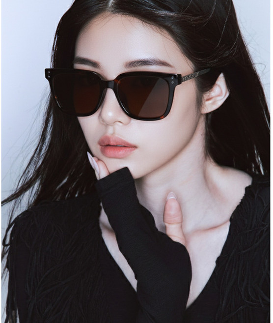 리끌로우 VUM 선글라스 4컬러 남여공용 패션선글라스 자외선차단 데일리