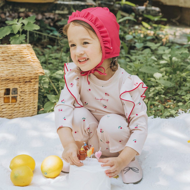 쿵스쿵스 러브베리 아기 래쉬가드세트 올인원형 유아 여아 수영복 일체형 UV 전신수영복